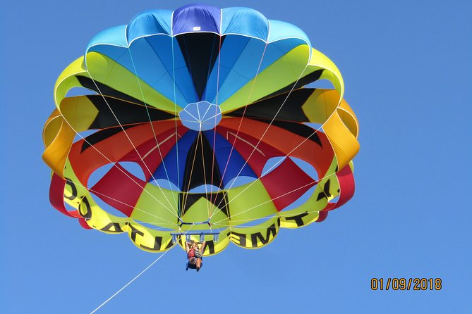 Parasailing in Malta - Capturing Memories With Photos and Videos