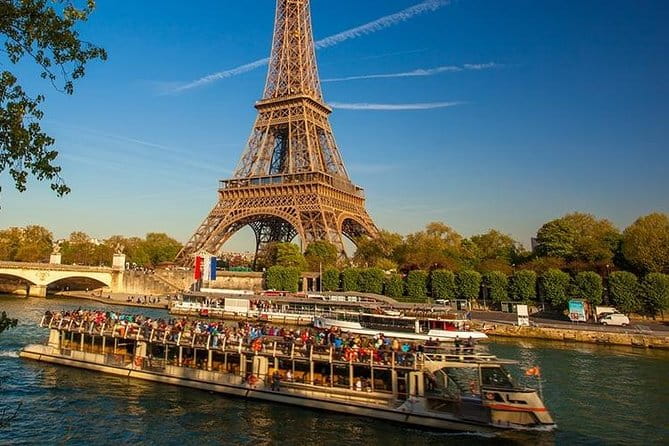 Paris 1 Hour Seine River Cruise Tour and Optional Macaron Tasting - Key points / Takeaways