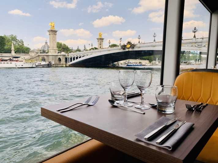 Paris : Bistronomic early dinner cruise - A Romantic and Authentic Parisian Experience on the Seine