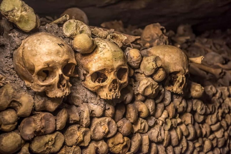 Paris Catacombs Skip-the-Line Guided Tour and Special Access - Souvenirs and Gift Shop Stop