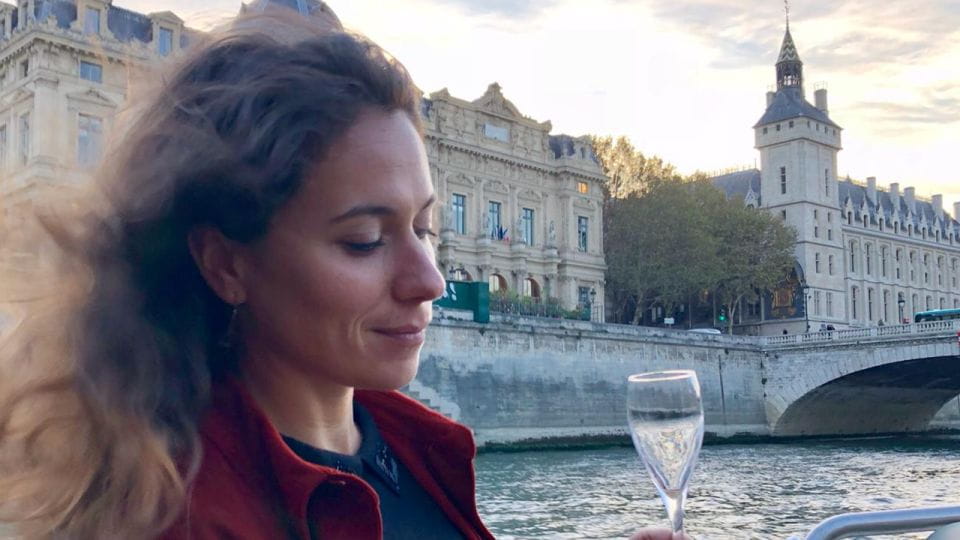 Paris: Champagne Tasting Cruise Departure From Eiffel Tower - Champagne Tasting