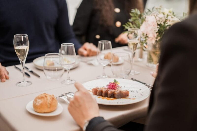 Paris : Christmas Special Lunch Cruise on the Seine River - A Festive Feast on Paris’s Seine: Christmas Lunch Cruise Review