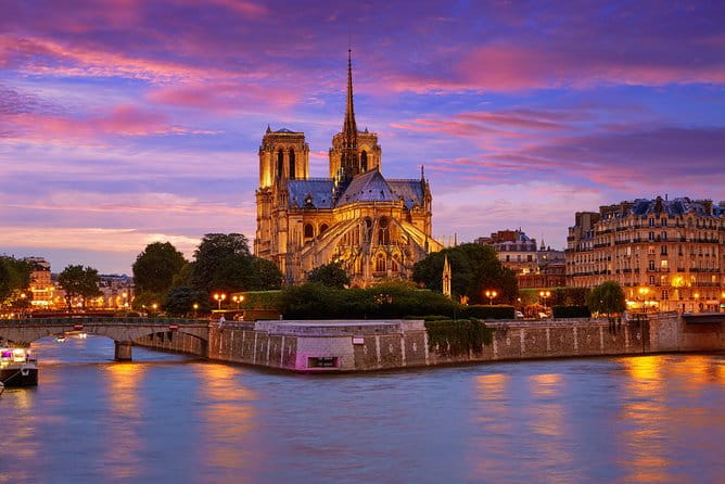 Paris city tour with private guide - Who Should Book This Tour?