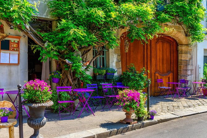 Paris Deluxe Tour from Le Havre with Notre-Dame and River Cruise - A Taste of Parisian Streets: Notre-Dame and the Champs-Élysées