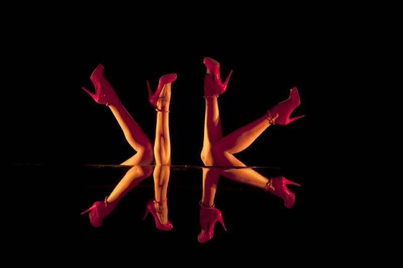 Paris: Dinner at Ginger Restaurant & Show at Crazy Horse - Who Is This Experience Best For?