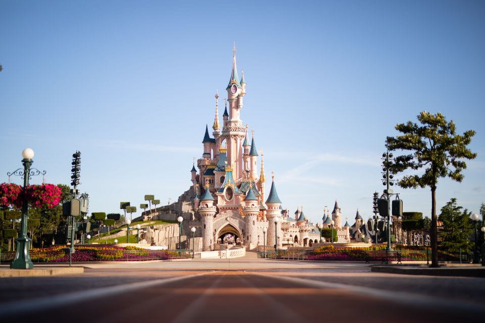 Paris: Disneyland Paris Ticket With Transfer - Recommendations for Visitors