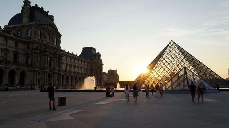 Paris: Eiffel Tower and Seine River Electric Bike Tour - Who Will Love This Tour?