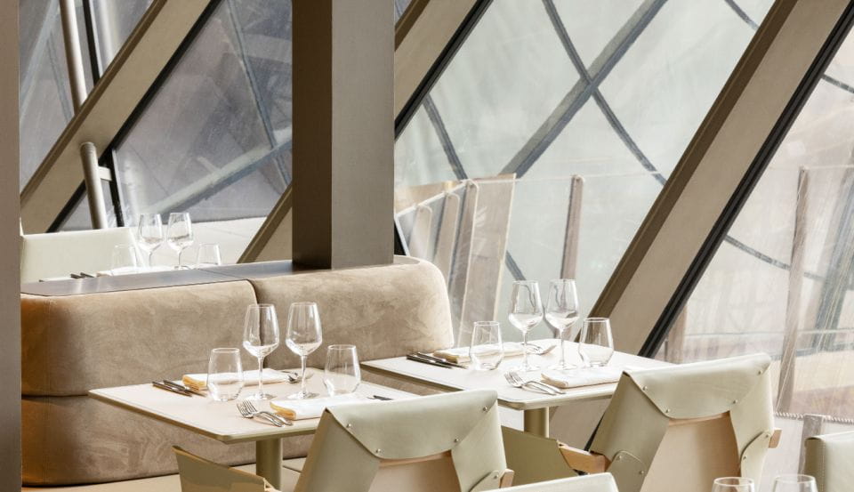 Paris: Eiffel Tower, Madame Brasserie, 3-Course Lunch at 12:00 - Frequently Asked Questions