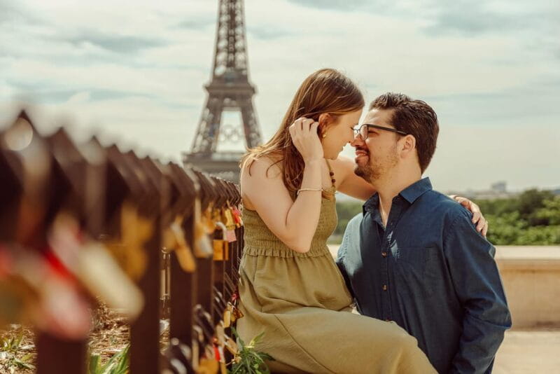 Paris: Eiffel Tower Street Photoshoot - Key Points / Takeaways