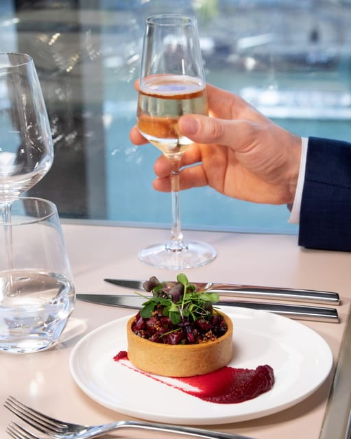 Paris: Eiffel Tower Summit & App to to download and Meal - Final Thoughts