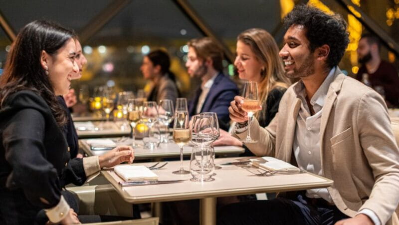 Paris: Elegant Dinner with Drinks in the Eiffel Tower - The Views: A Photographers Dream