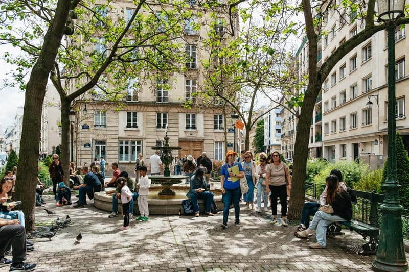 Paris: Emily TV Show Locations Guided Walking Tour - The guide experience and storytelling