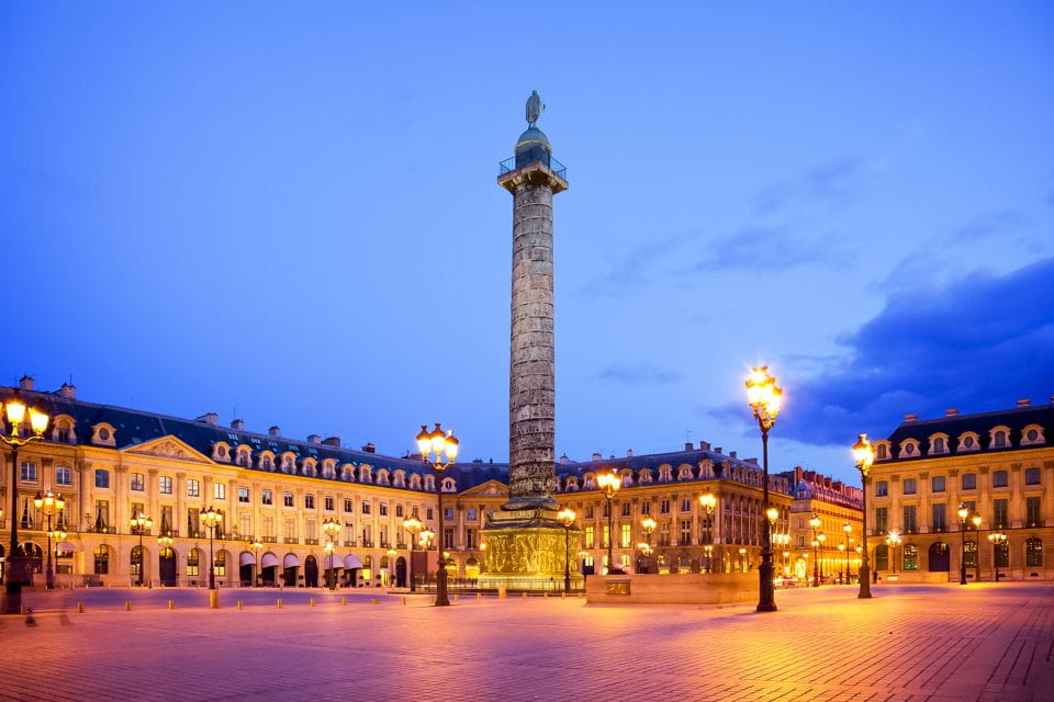 Paris: Evening Sightseeing Tour and Moulin Rouge Show - Additional Information