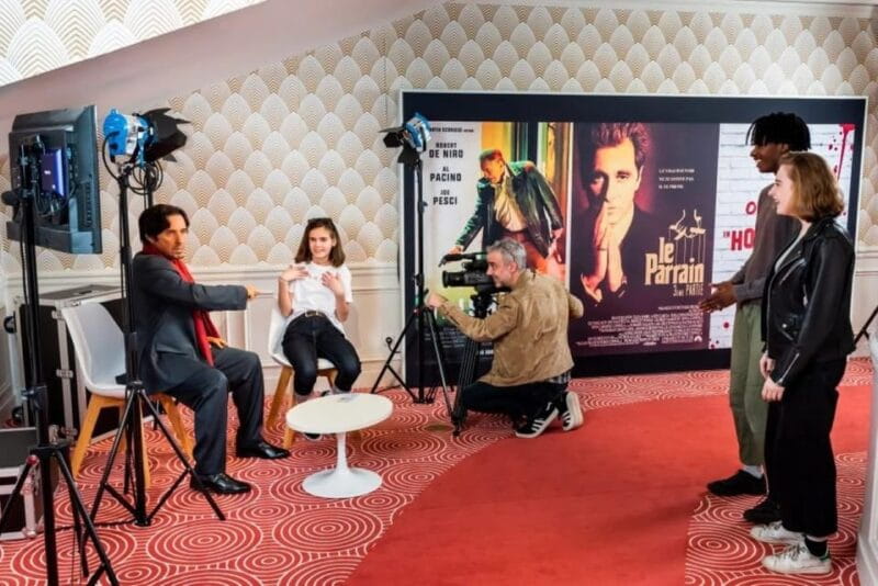 Paris: Grévin Wax Museum Entry Ticket with Audio Guide App - The Entrance and First Impressions