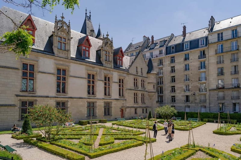Paris: Guided Walking Tour of the Marais - Key Points / Takeaways