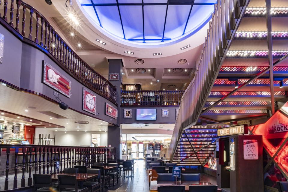 Paris: Hard Rock Cafe Dining Experience - Frequently Asked Questions