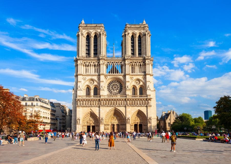 Paris: Highlights & History Self-Guided Walking Tour - Suitability and Requirements