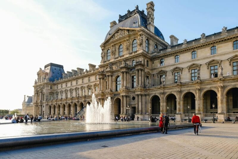 Paris in Winter: 3 days of adventure with a local guide - Why This Tour Offers Great Value