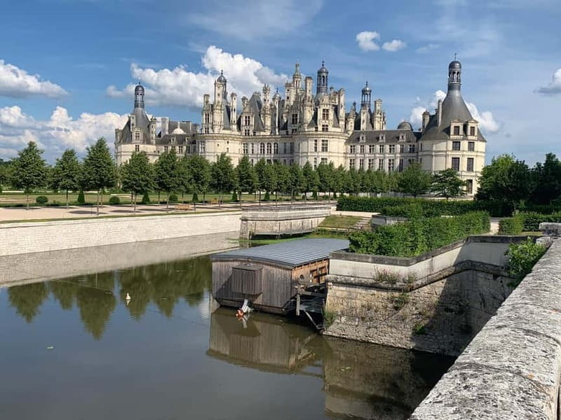 Paris: Loire Valley Castles Day Trip with Entry Tickets - The Journey Through the Loire: An In-Depth Look