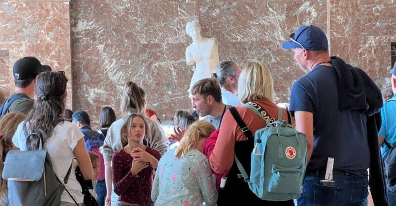 Paris Louvre: 2-Hour Private Tour for Groups or Families - Key points / Takeaways