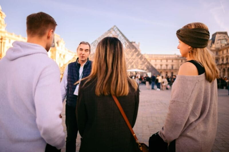 Paris: Louvre Mona Lisa Private Guided Tour with First Entry - Key Points / Takeaways