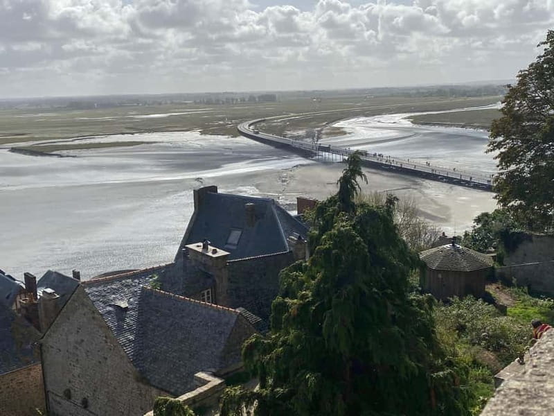 Paris: Mont Saint-Michel Day Trip with Private Driver - Price and Value: Is It Worth It?