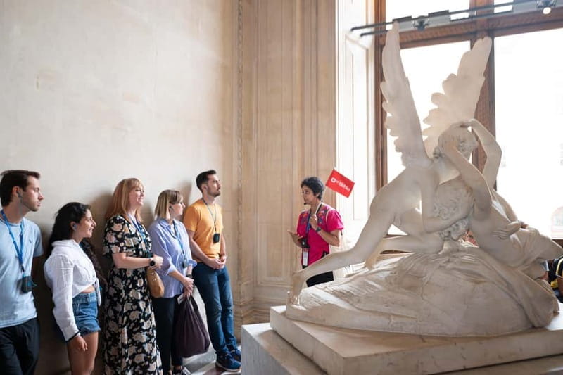 Paris: Montmartre, Notre-Dame, & Louvre Tour with Cruise - Frequently Asked Questions