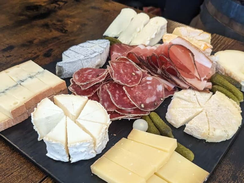 Paris: Montmartre/Pigalle Foodie Tour with Tastings - The Charm of Montmartre & Pigalle: An Insider’s Food Tour