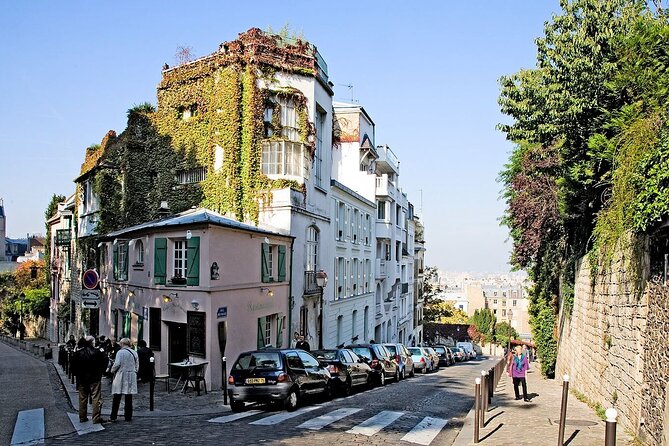 Paris Montmartre Private Walking Tour - Best Art, Culture, Food - Panoramic Views and Refreshments