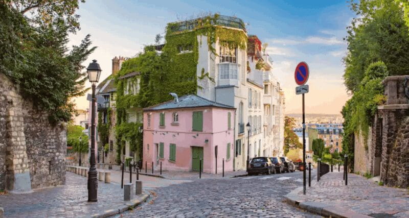 Paris: Montmartre Tour, Dinner & Cabaret Show SEMI PRIVATE - Price and Logistics: What You Should Know