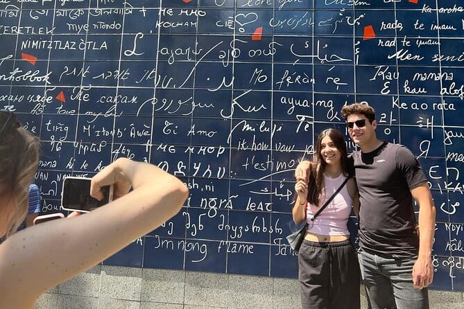 Paris: Montmartre Tour with Sacré-Cur and Optional Wine Tasting - Exploring Montmartre Through a Guided Lens