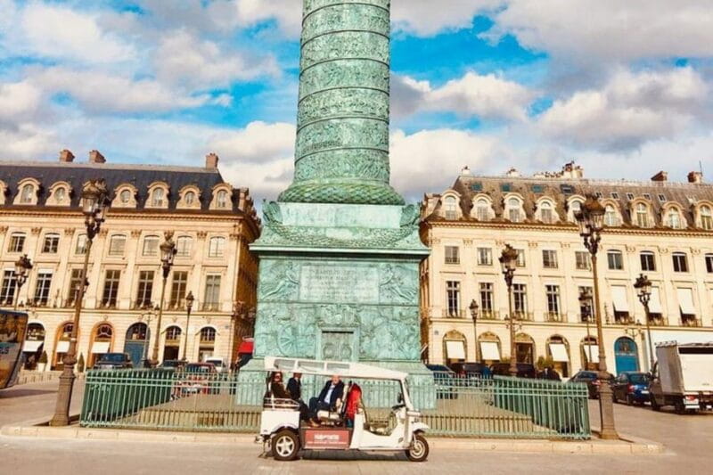 Paris: Most Iconic Monuments Guided Tour by Tuk Tuk - Discovering Paris in a Tuk Tuk