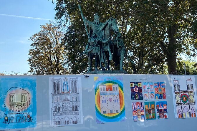 Paris Notre Dame Cathedral Outdoor Walking Tour With Crypt Entry - Guide and Transportation