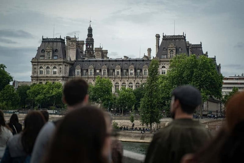 Paris: Pastries & Tragedies - A Sweet Tour of Notre Dame - Hidden Corners and Ghostly Streets