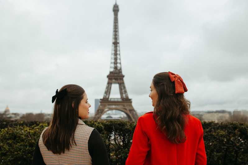 Paris: Photoshoot at the Eiffel Tower / Arc de Triomphe - The Value of a Professional Photoshoot in Paris