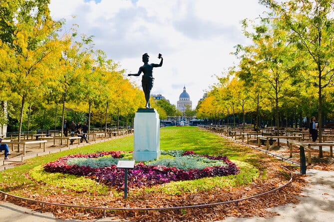 Paris: Private City Tour by Car with Driver and Guide - Who Will Love This Tour?