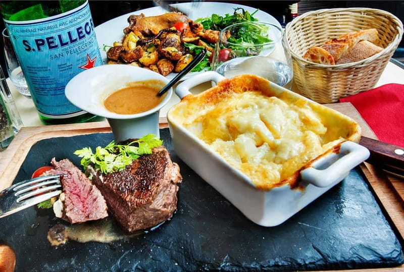 Paris: Private Full Day Tour-Louvre Sainte Chapelle Tickets - FAQs