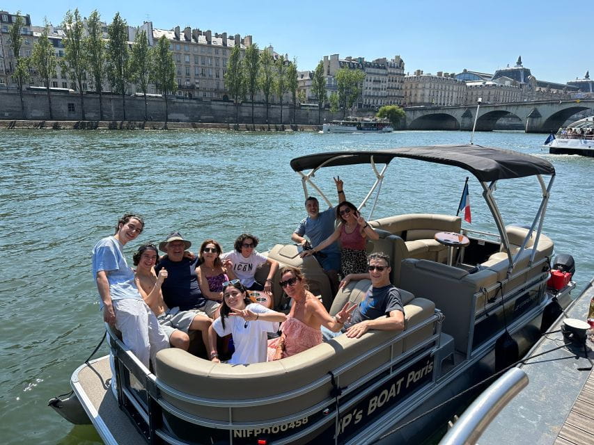 Paris: Private Seine River Cruise - Inclusions and Exclusions