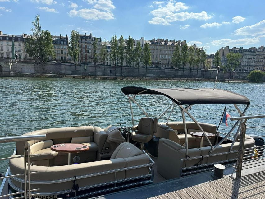 Paris: Private Seine River Cruise - Discover the Wonders of Paris