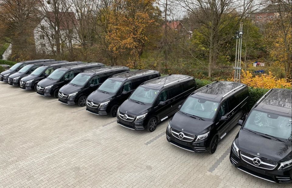 Paris: Private Transfer From CDG Airport to Paris - Included Services