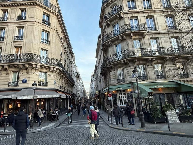 Paris: Private Walking Tour with Notre Dame Medal - FAQs