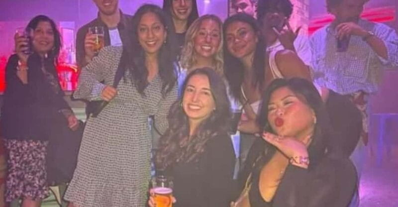 Paris: Pub Crawl with Shots and Nightclub Entry - Jump-Start Your Night Out in Paris