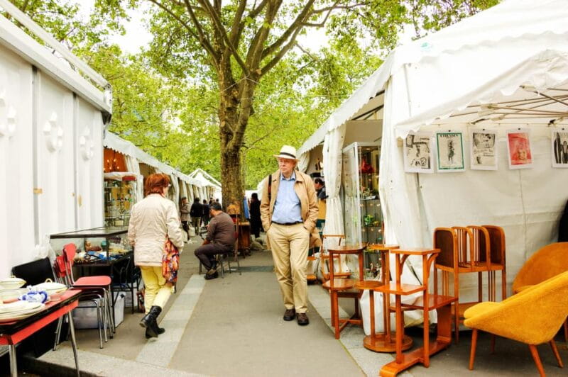 Paris: Saint Ouen Flea Market Guided Tour - Exploring Paris’s Largest Flea Market: What to Expect