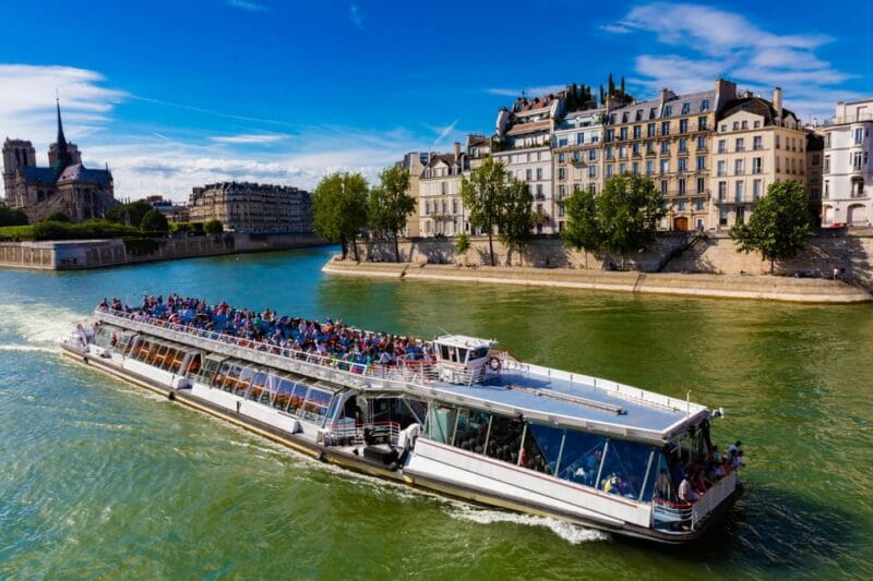 Paris : Scenic Cruise on the Seine River with Champagne - Key Points / Takeaways
