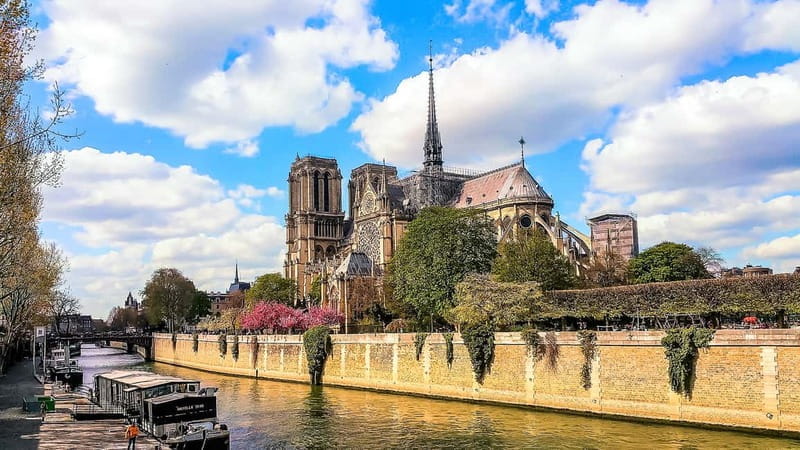 Paris: Seine Cruise & Crepe Tasting near the Eiffel Tower - FAQ
