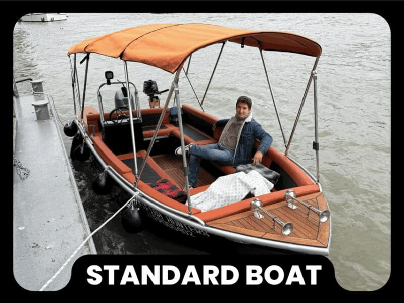 Paris: Seine River Private Cruise - The Experience: From Dock to Landmark