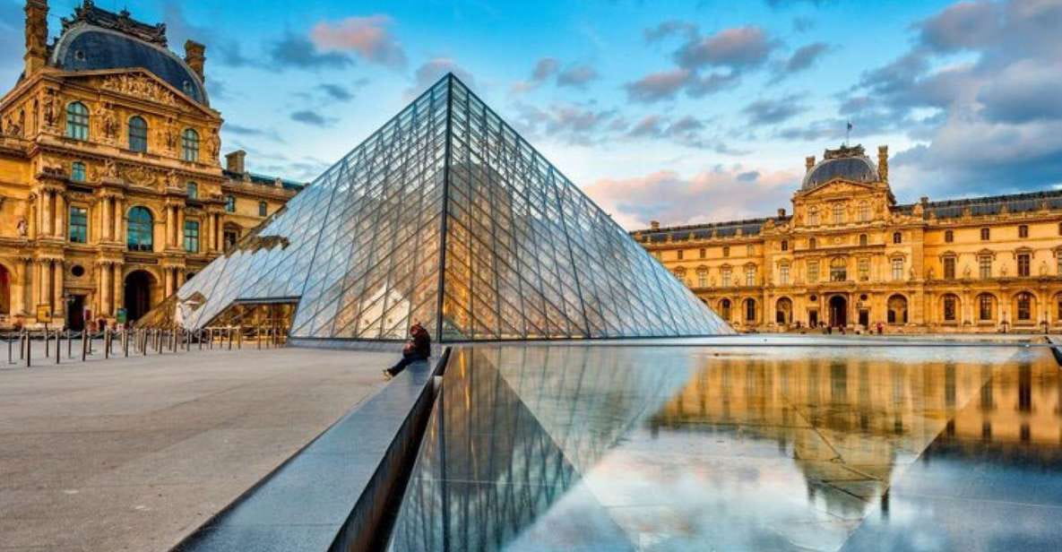 Paris: Seine Riverside Tour - Iconic Landmarks Explored