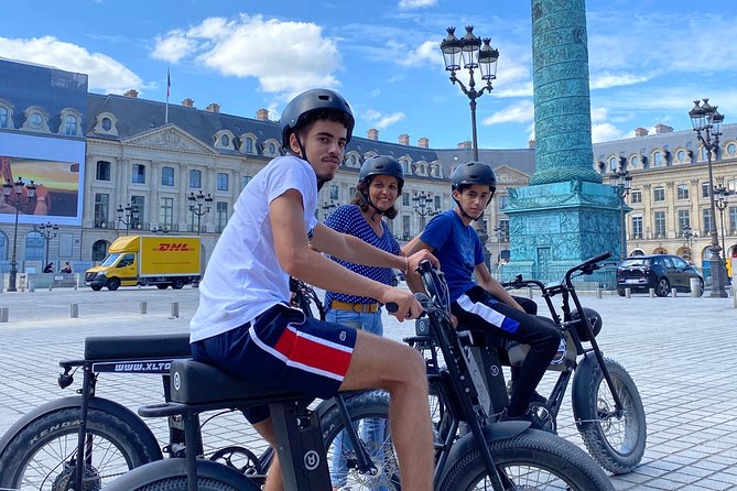 Paris Sightseeing Family Friendly Guided Electric Bike Tour - Family-Friendly Tour for All Ages