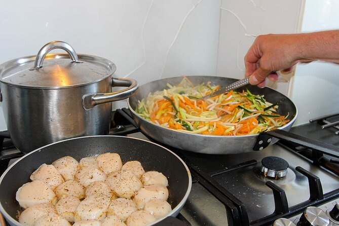 Paris Small-Group 3 Dishes French Cooking Class and Lunch - Market Tour Option