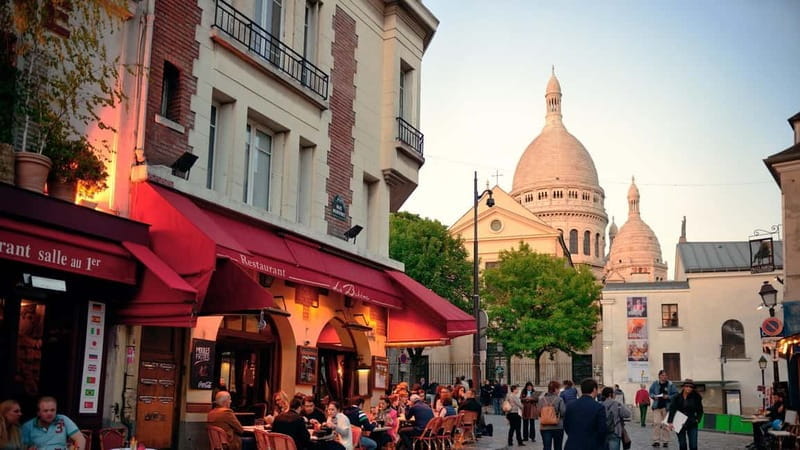 Paris: Small Group Moulin Rouge & Sacré Cur Montmartre Tour - Discovering Montmartre’s Rich Artistic Roots
